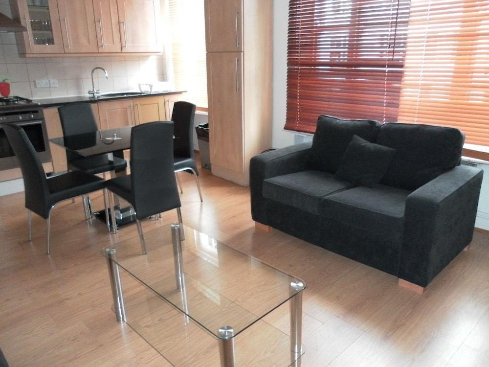 דירות לונדון Access Earls Court מראה חיצוני תמונה